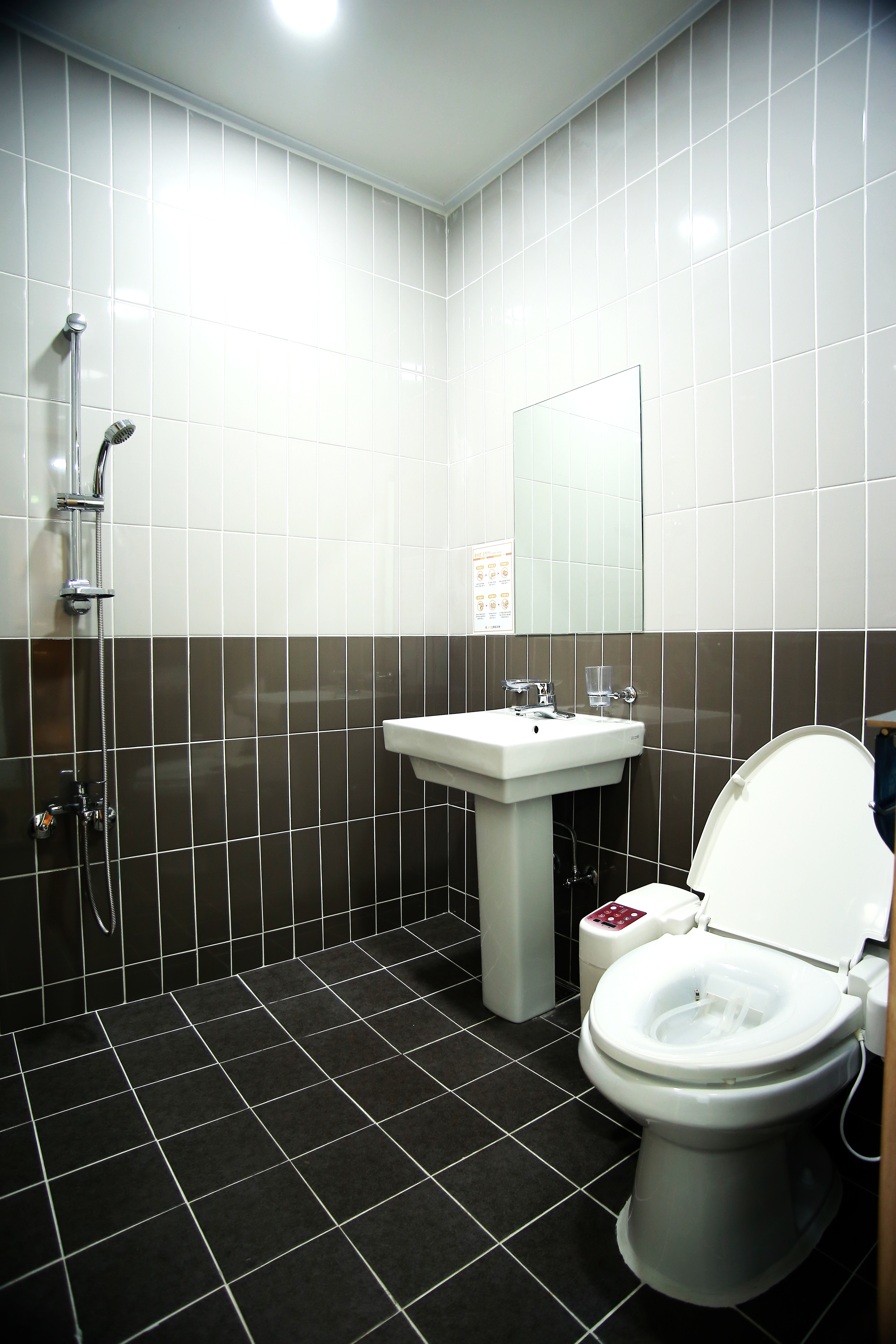 청율산후조리원 욕실